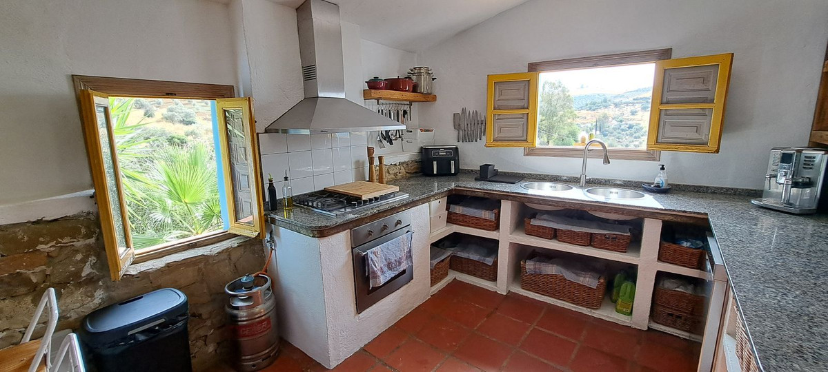 Finca - Cortijo te koop in Alora | 5 slaapkamers H5061406