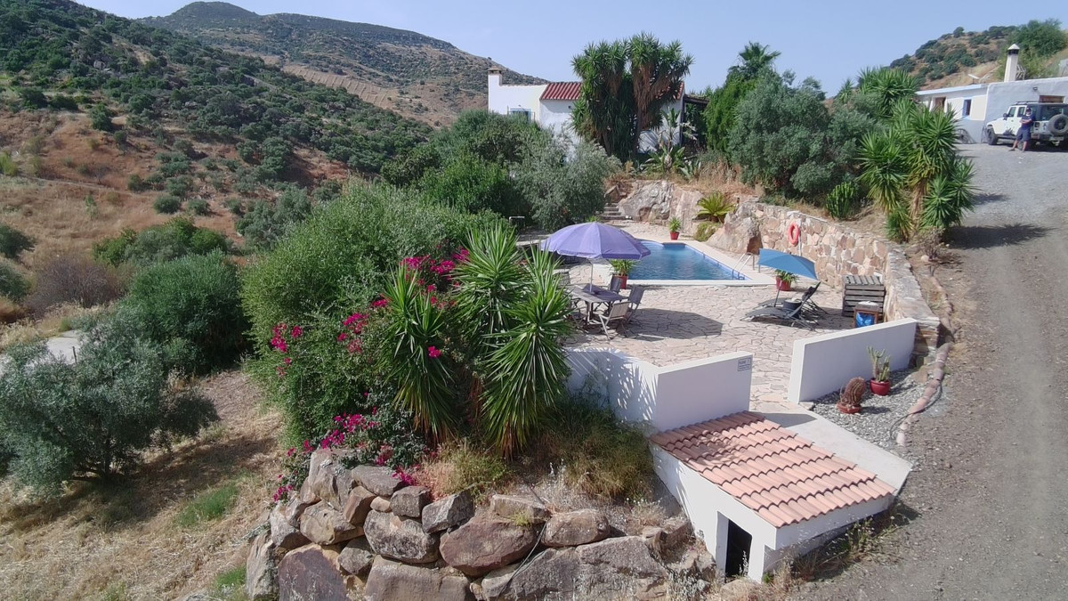 Finca - Cortijo te koop in Alora | 5 slaapkamers H5061406