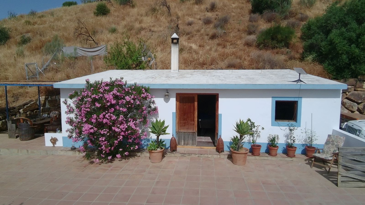 Finca - Cortijo te koop in Alora | 5 slaapkamers H5061406