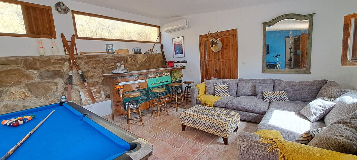 Finca - Cortijo te koop in Alora | 5 slaapkamers H5061406