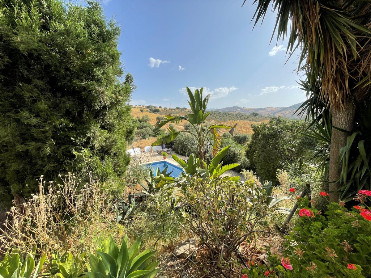 Finca - Cortijo te koop in Alora | 5 slaapkamers H5061406
