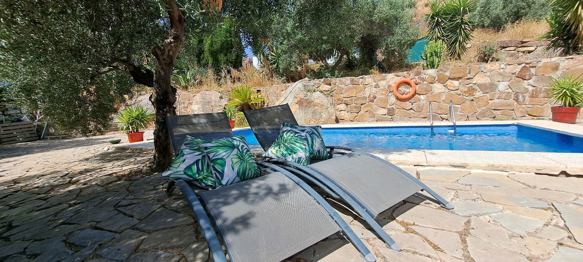 Finca - Cortijo te koop in Alora | 5 slaapkamers H5061406