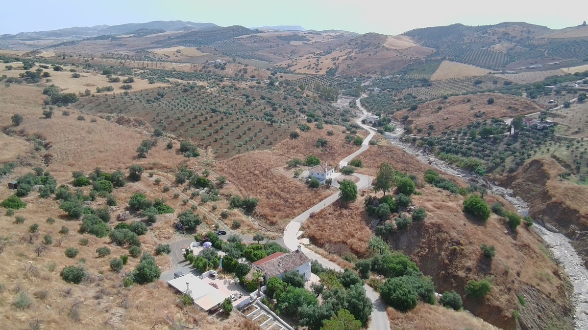 Finca - Cortijo te koop in Alora | 5 slaapkamers H5061406