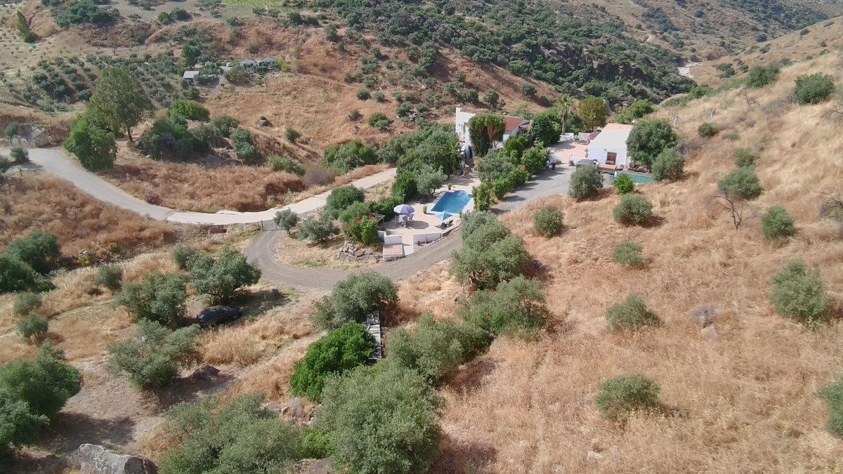 Finca - Cortijo te koop in Alora | 5 slaapkamers H5061406