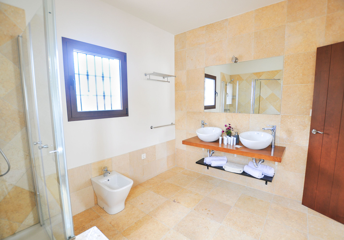 Detached Villa te koop in Alora | 4 slaapkamers H5062978