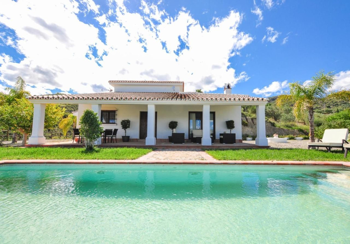 Detached Villa te koop in Alora | 4 slaapkamers H5062978