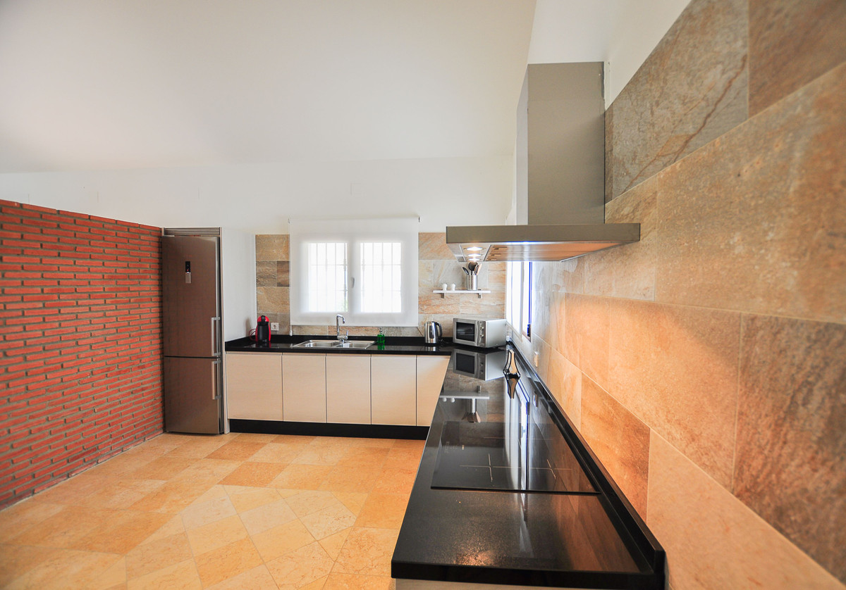 Detached Villa te koop in Alora | 4 slaapkamers H5062978