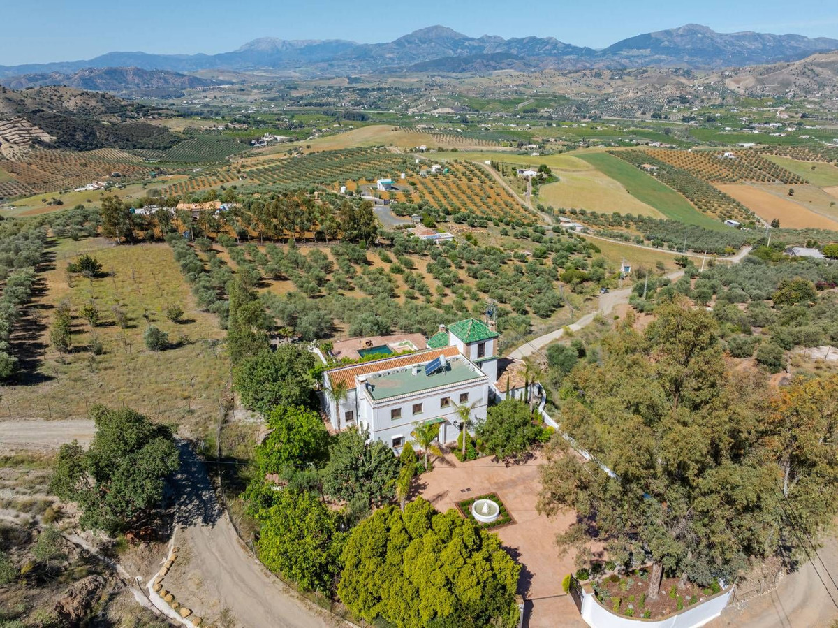 Finca - Cortijo te koop in Alora | 10 slaapkamers H5062984