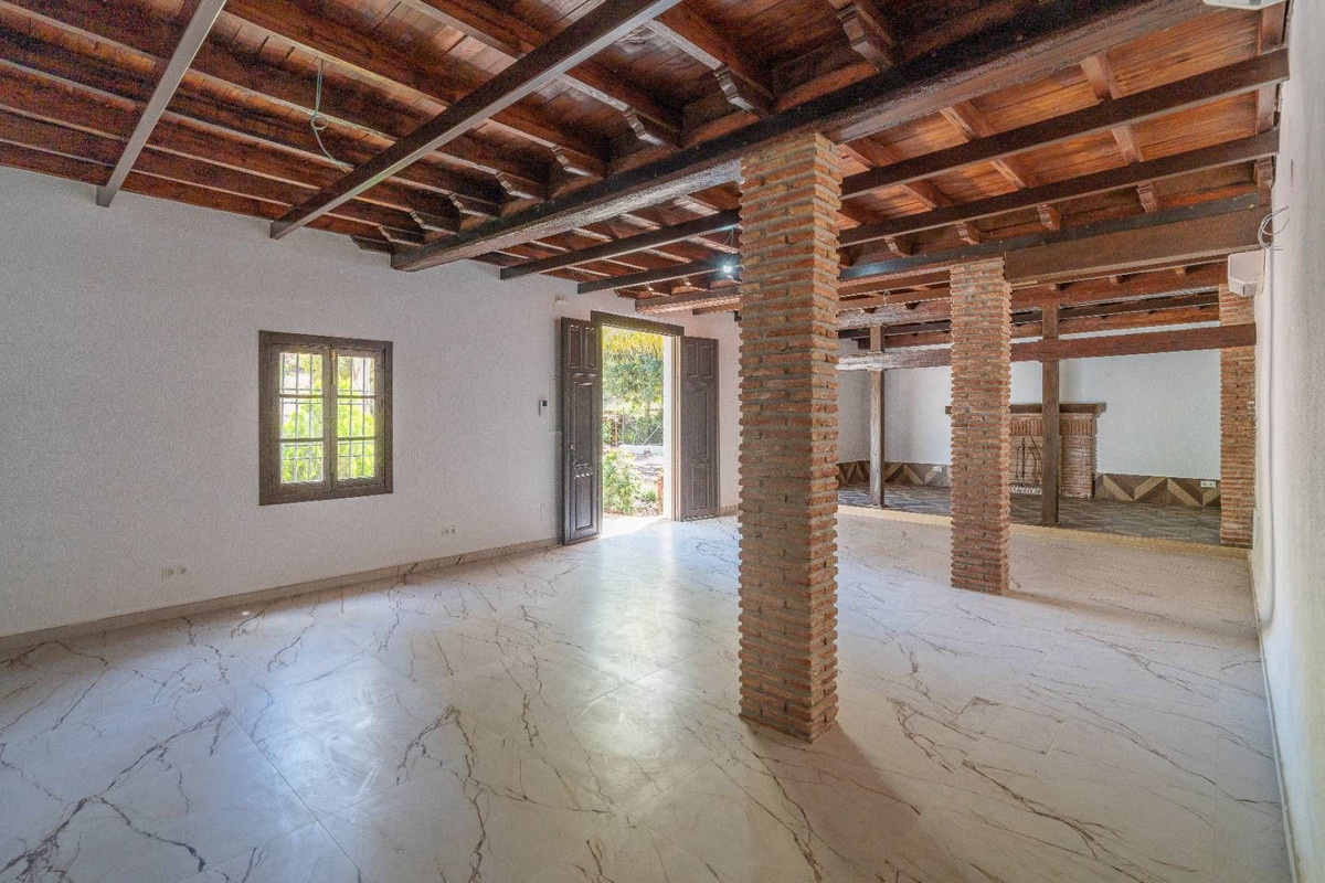 Finca - Cortijo te koop in Alora | 10 slaapkamers H5062984