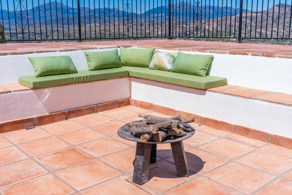 Finca - Cortijo te koop in Alora | 10 slaapkamers H5062984