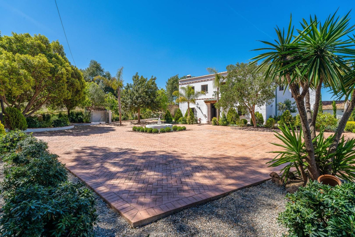 Finca - Cortijo te koop in Alora | 10 slaapkamers H5062984