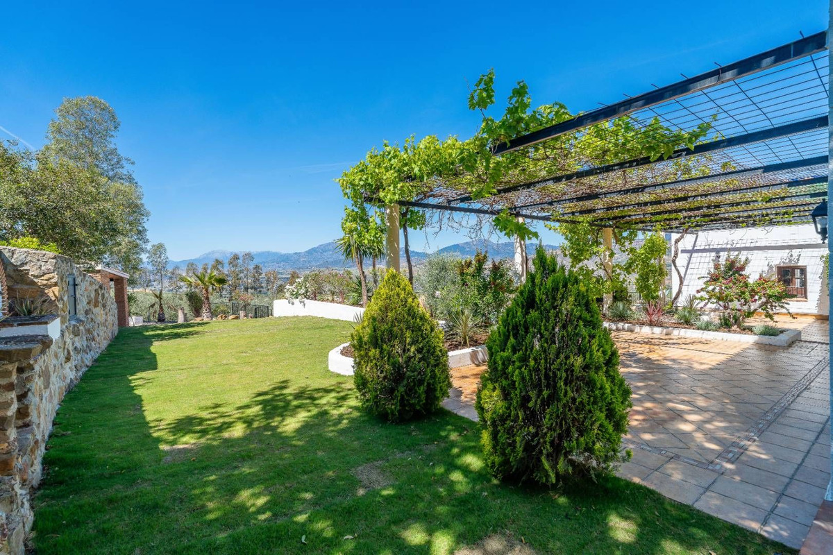Finca - Cortijo te koop in Alora | 10 slaapkamers H5062984