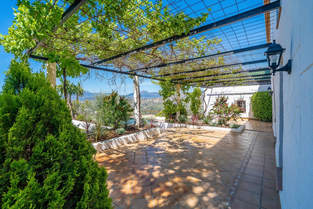 Finca - Cortijo te koop in Alora | 10 slaapkamers H5062984