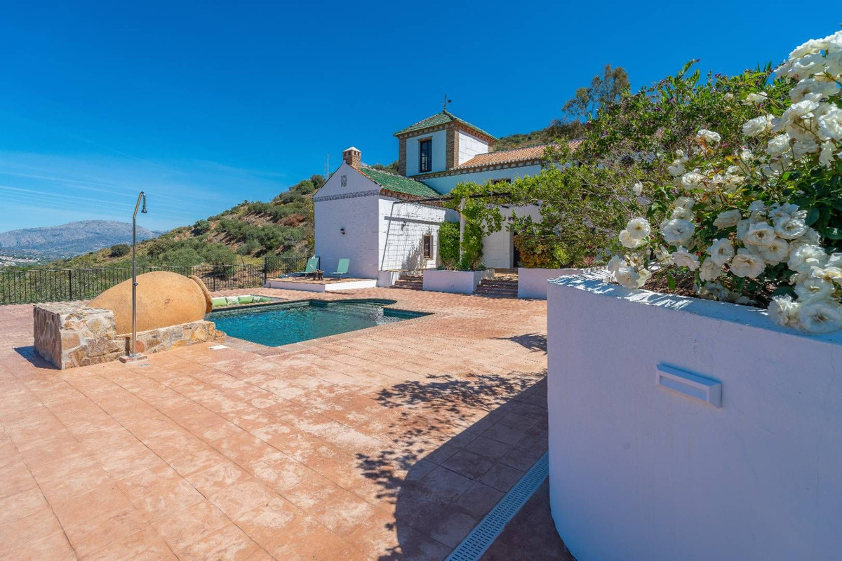 Finca - Cortijo te koop in Alora | 10 slaapkamers H5062984