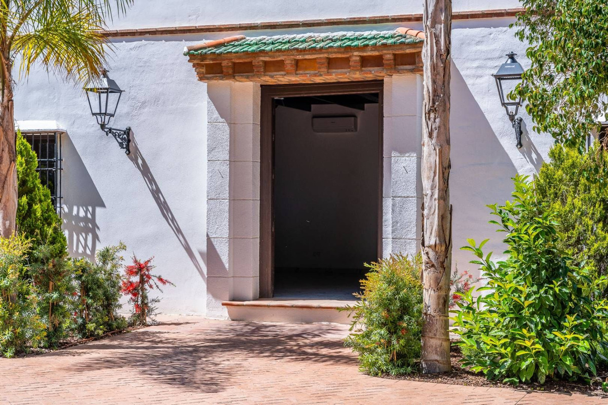 Finca - Cortijo te koop in Alora | 10 slaapkamers H5062984
