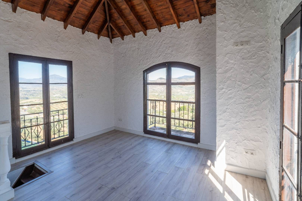 Finca - Cortijo te koop in Alora | 10 slaapkamers H5062984