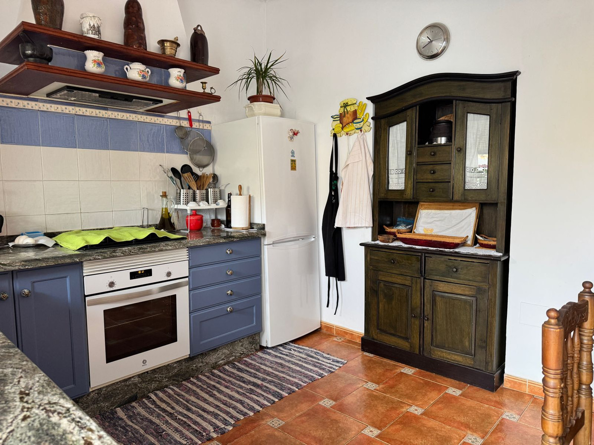 Geschakelde Woning te koop in Alora | 4 slaapkamers H5073259