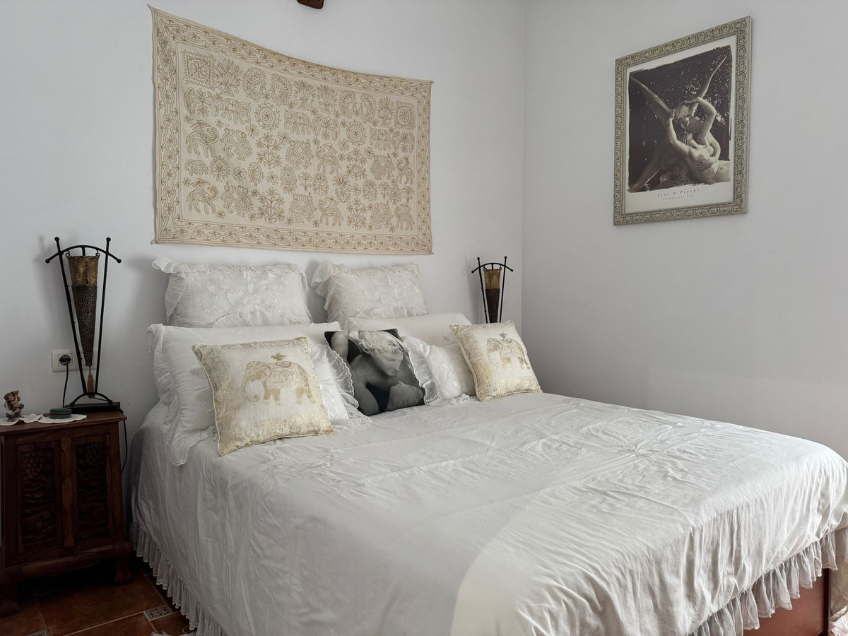 Geschakelde Woning te koop in Alora | 4 slaapkamers H5073259