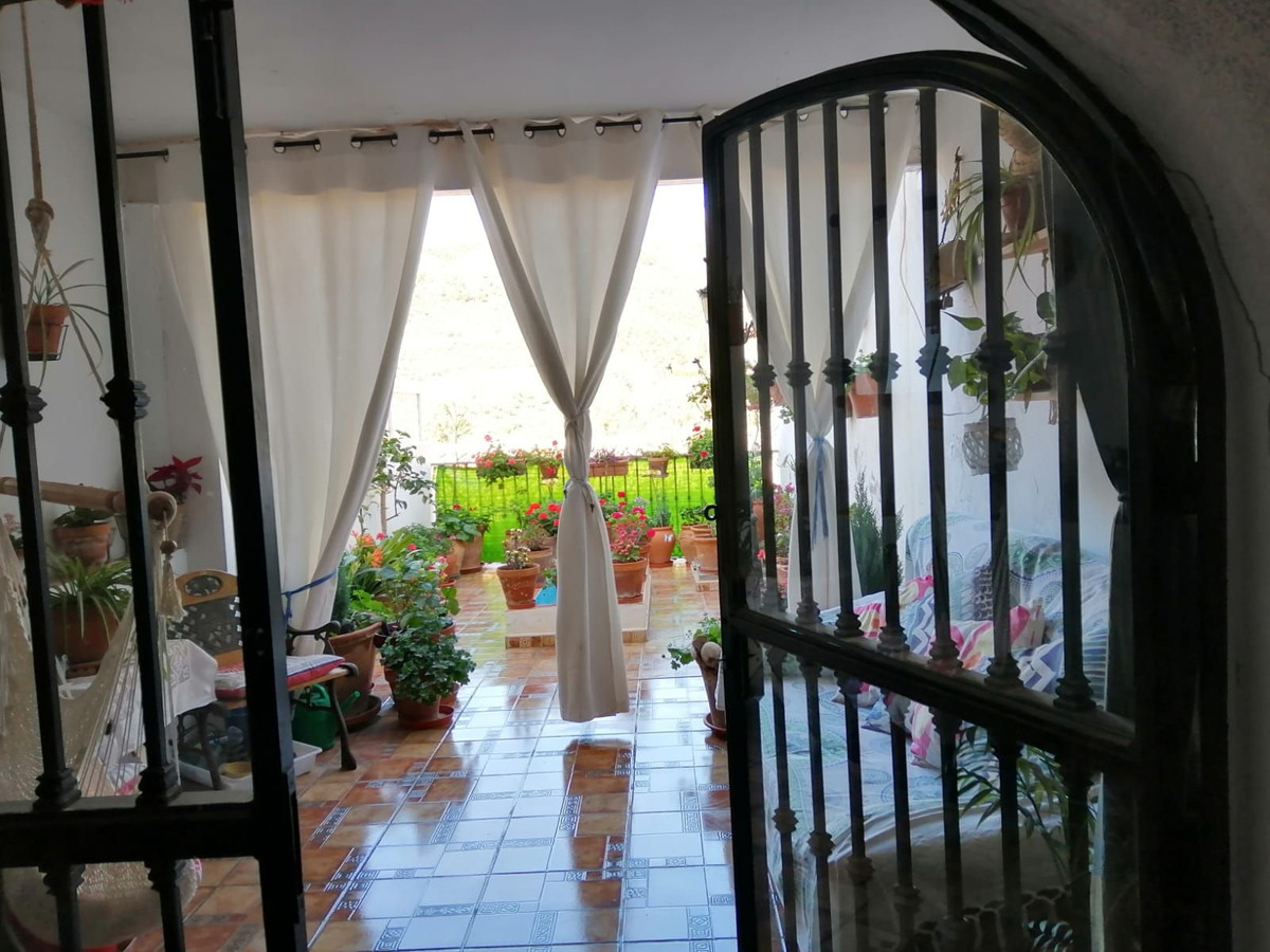 Geschakelde Woning te koop in Alora | 4 slaapkamers H5073259