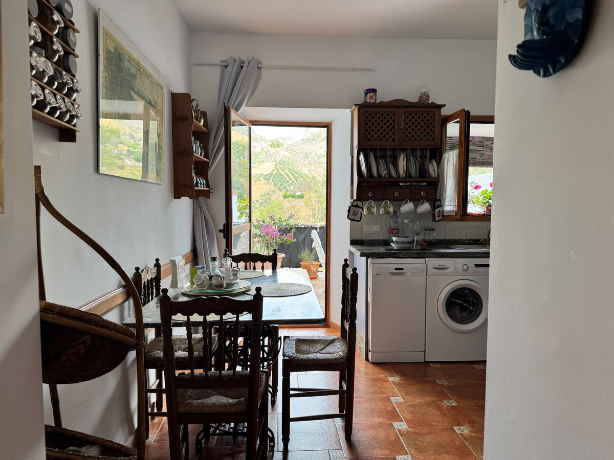 Geschakelde Woning te koop in Alora | 4 slaapkamers H5073259