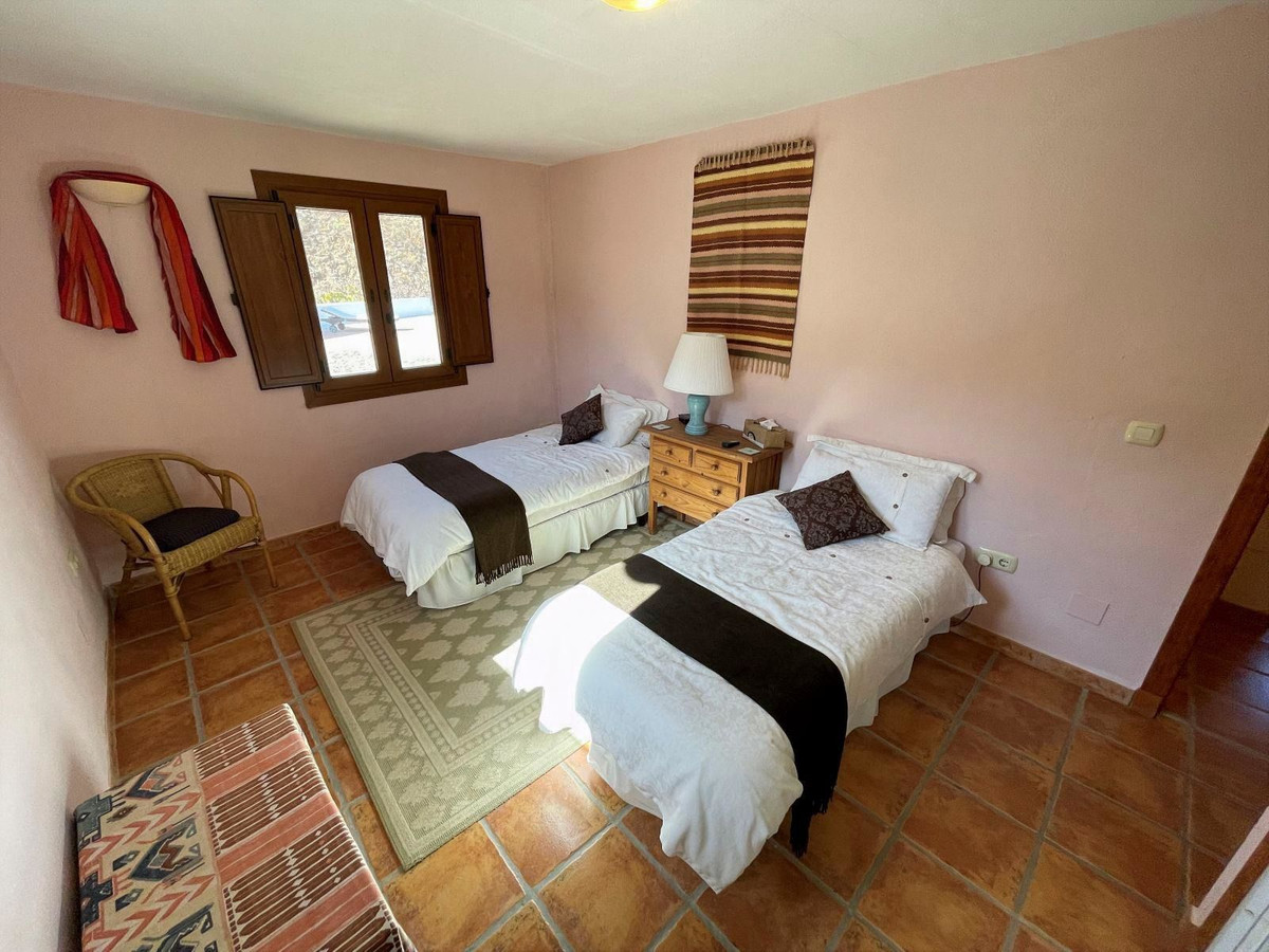 Property main view 40