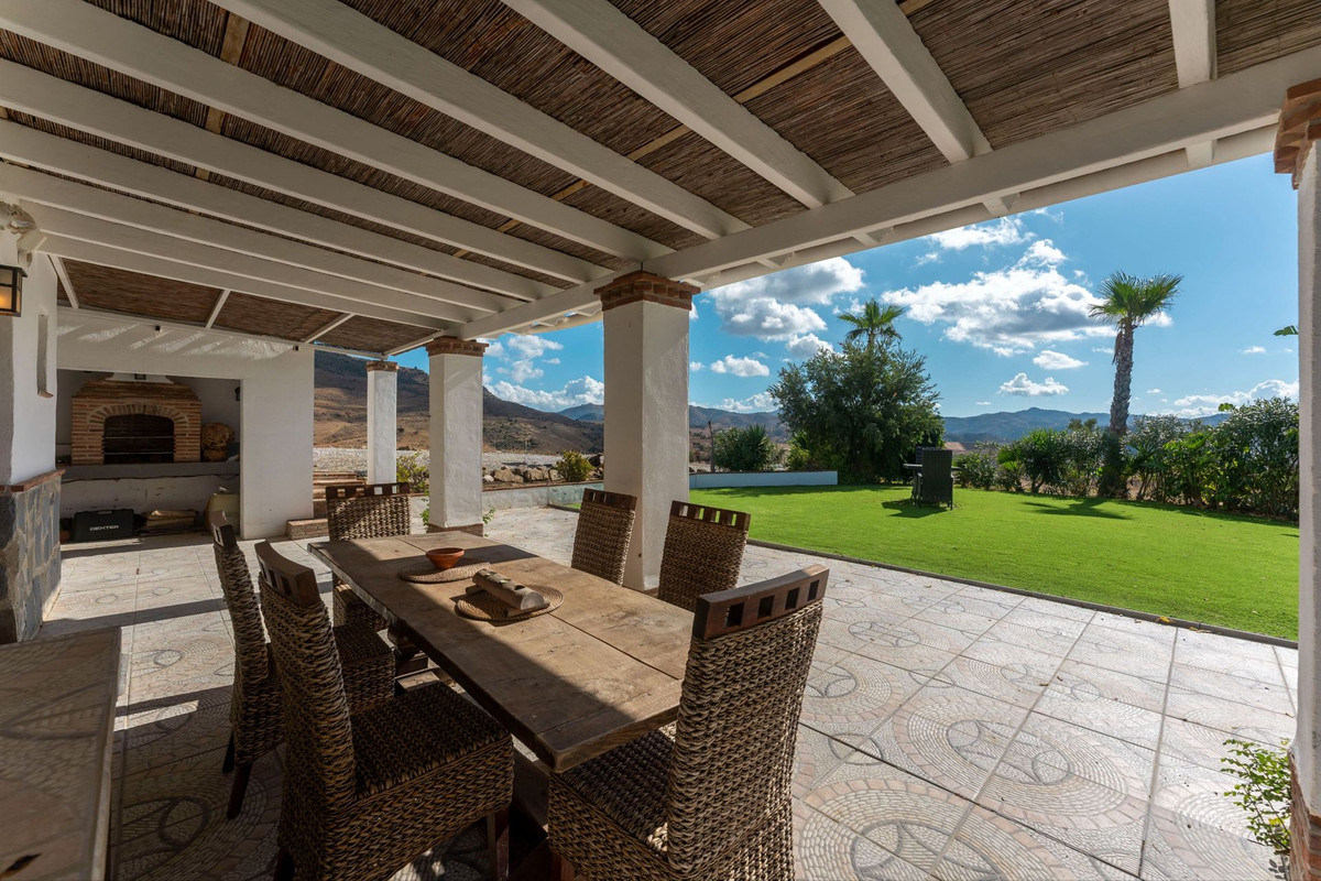 Property main view 33