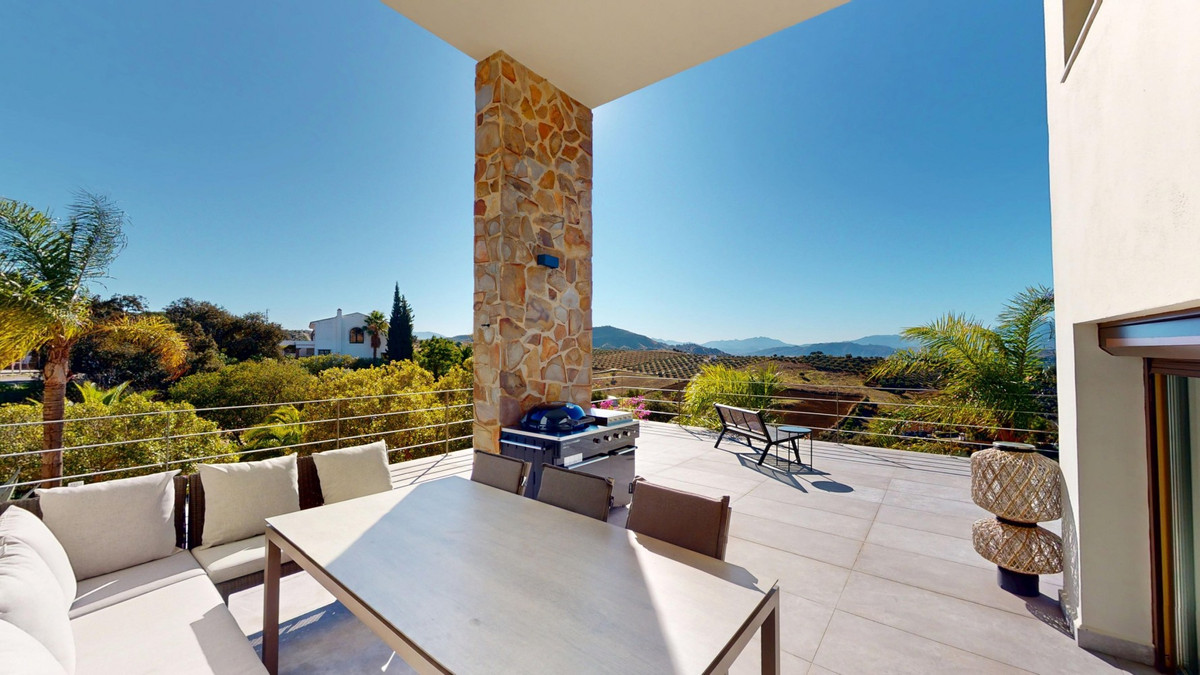 Vrijstaande Villa te koop in Alora | 4 slaapkamers H5255149