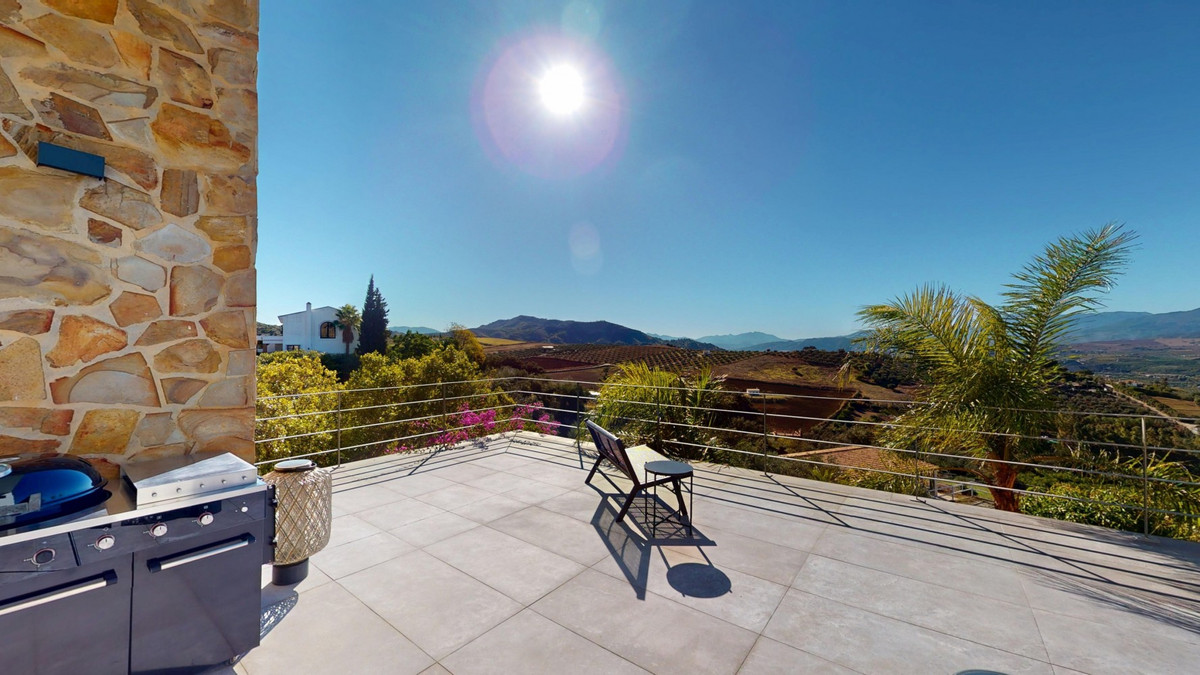 Vrijstaande Villa te koop in Alora | 4 slaapkamers H5255149