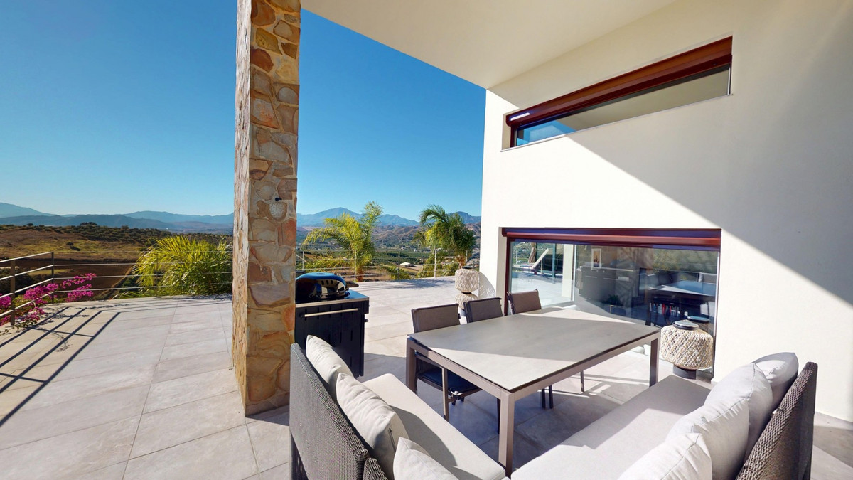 Vrijstaande Villa te koop in Alora | 4 slaapkamers H5255149