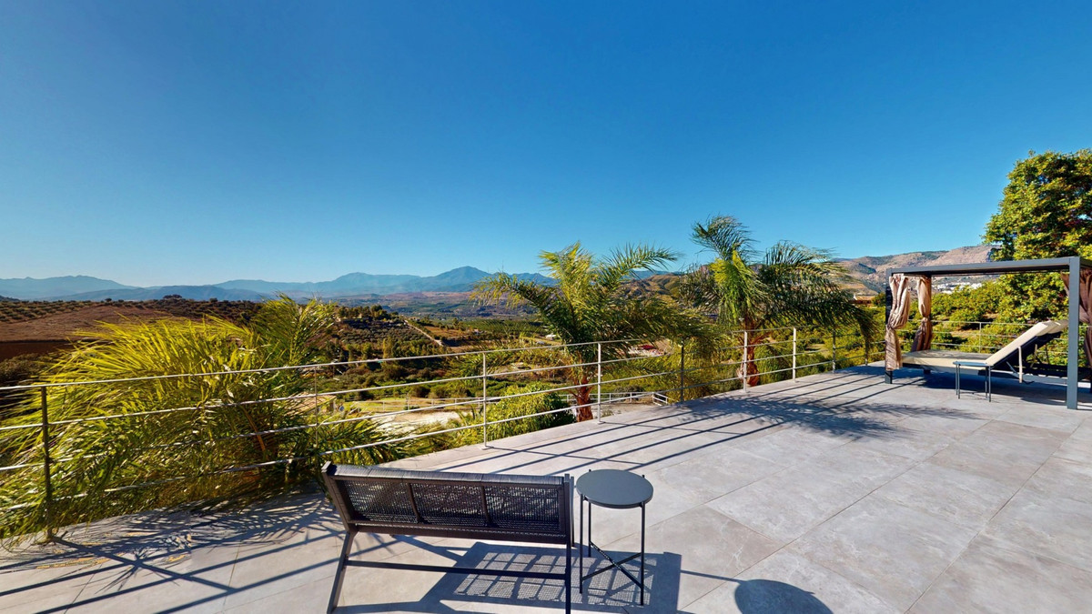 Vrijstaande Villa te koop in Alora | 4 slaapkamers H5255149