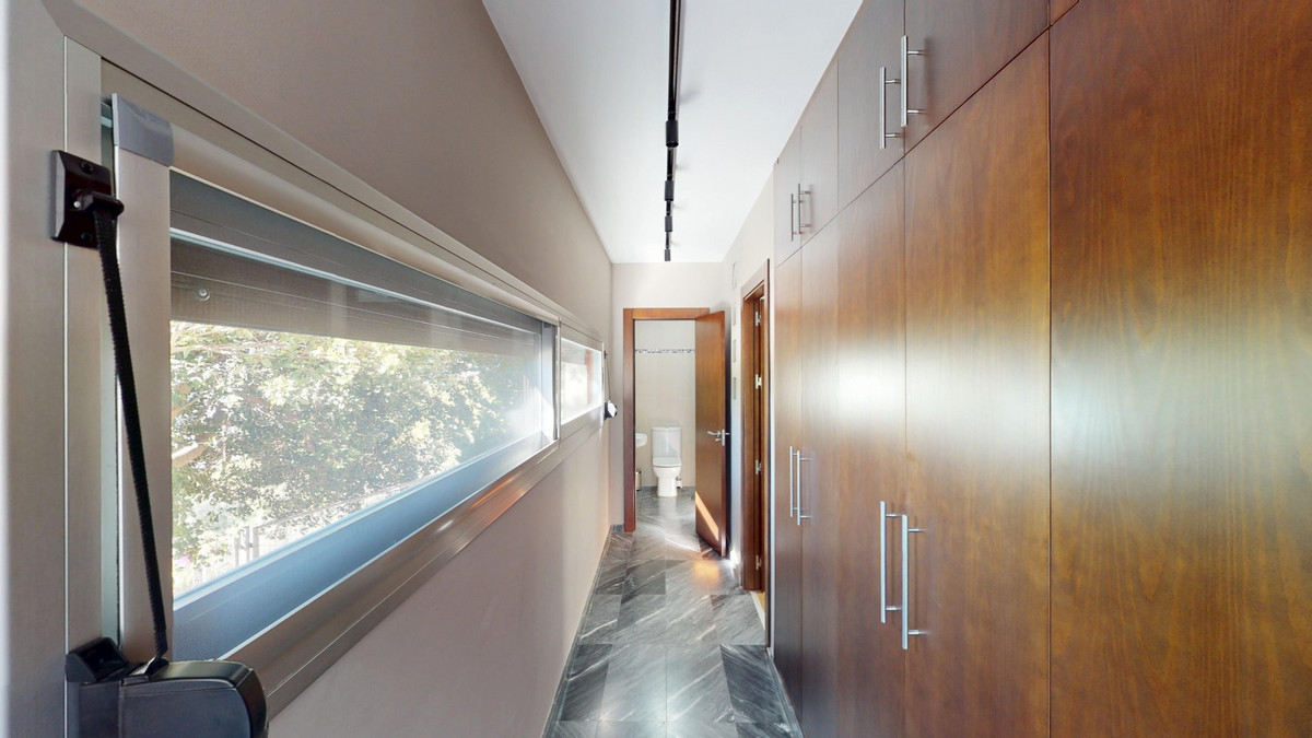 Vrijstaande Villa te koop in Alora | 4 slaapkamers H5255149