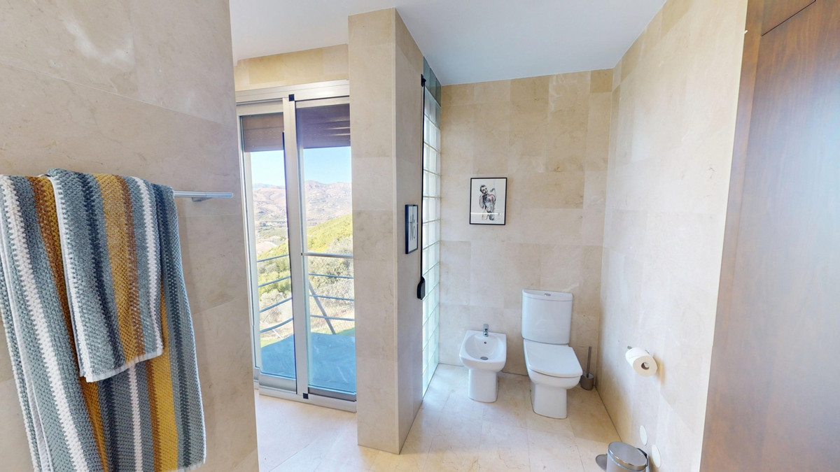 Vrijstaande Villa te koop in Alora | 4 slaapkamers H5255149