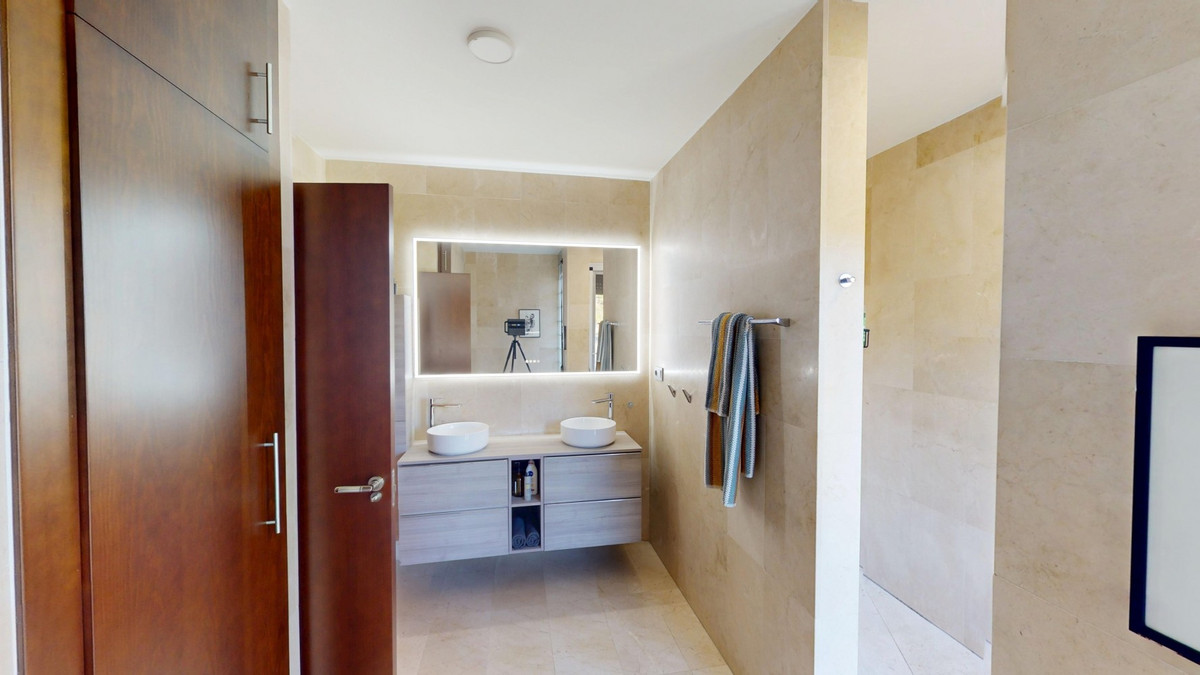 Vrijstaande Villa te koop in Alora | 4 slaapkamers H5255149