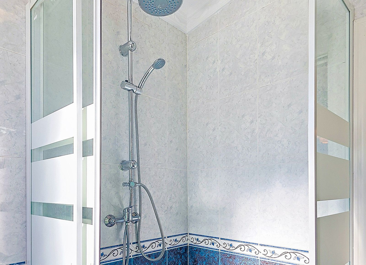 Vrijstaande Villa te koop in Alora | 6 slaapkamers H5286562