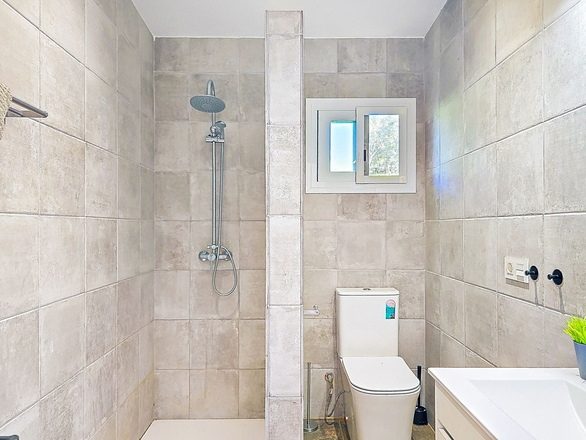 Vrijstaande Villa te koop in Alora | 6 slaapkamers H5286562