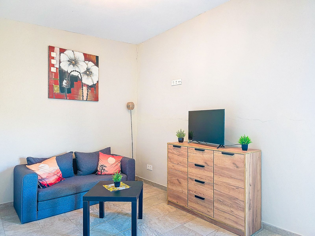 Vrijstaande Villa te koop in Alora | 6 slaapkamers H5286562