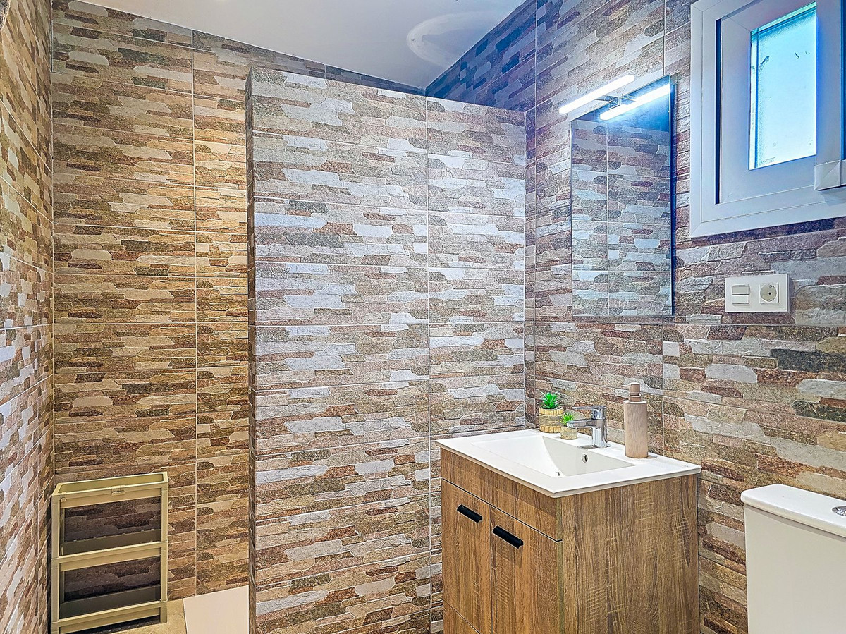 Vrijstaande Villa te koop in Alora | 6 slaapkamers H5286562