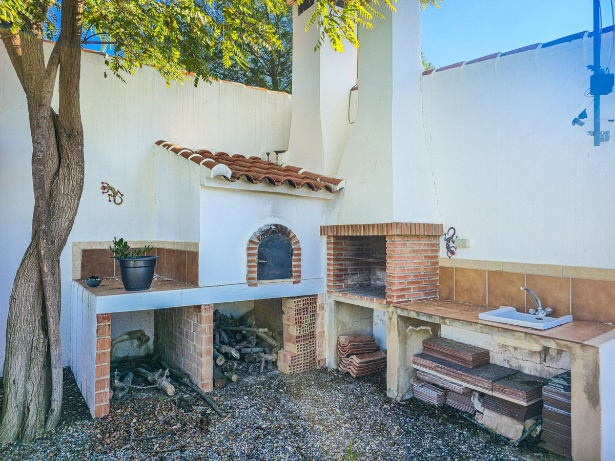 Vrijstaande Villa te koop in Alora | 6 slaapkamers H5286562