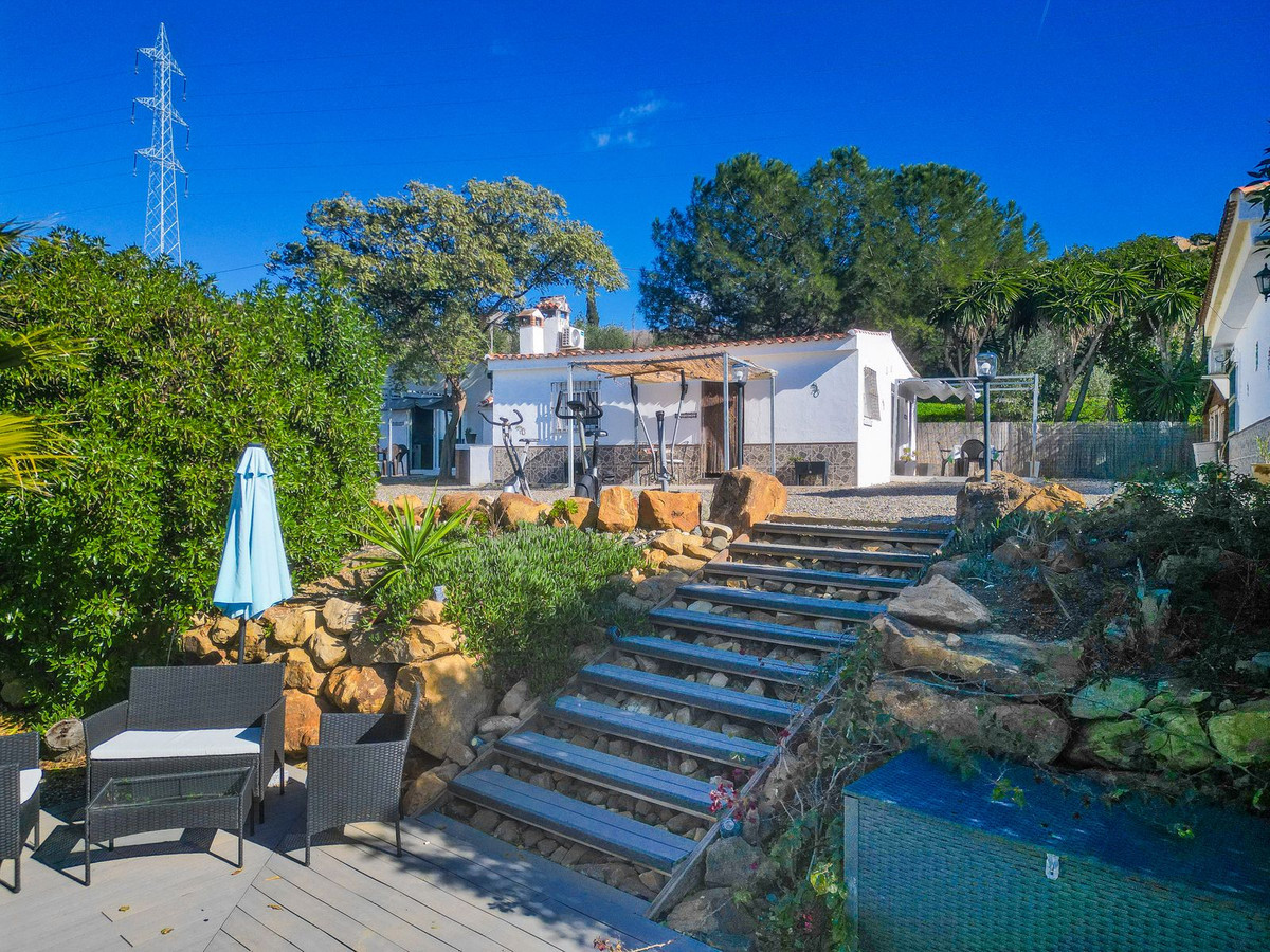 Vrijstaande Villa te koop in Alora | 6 slaapkamers H5286562