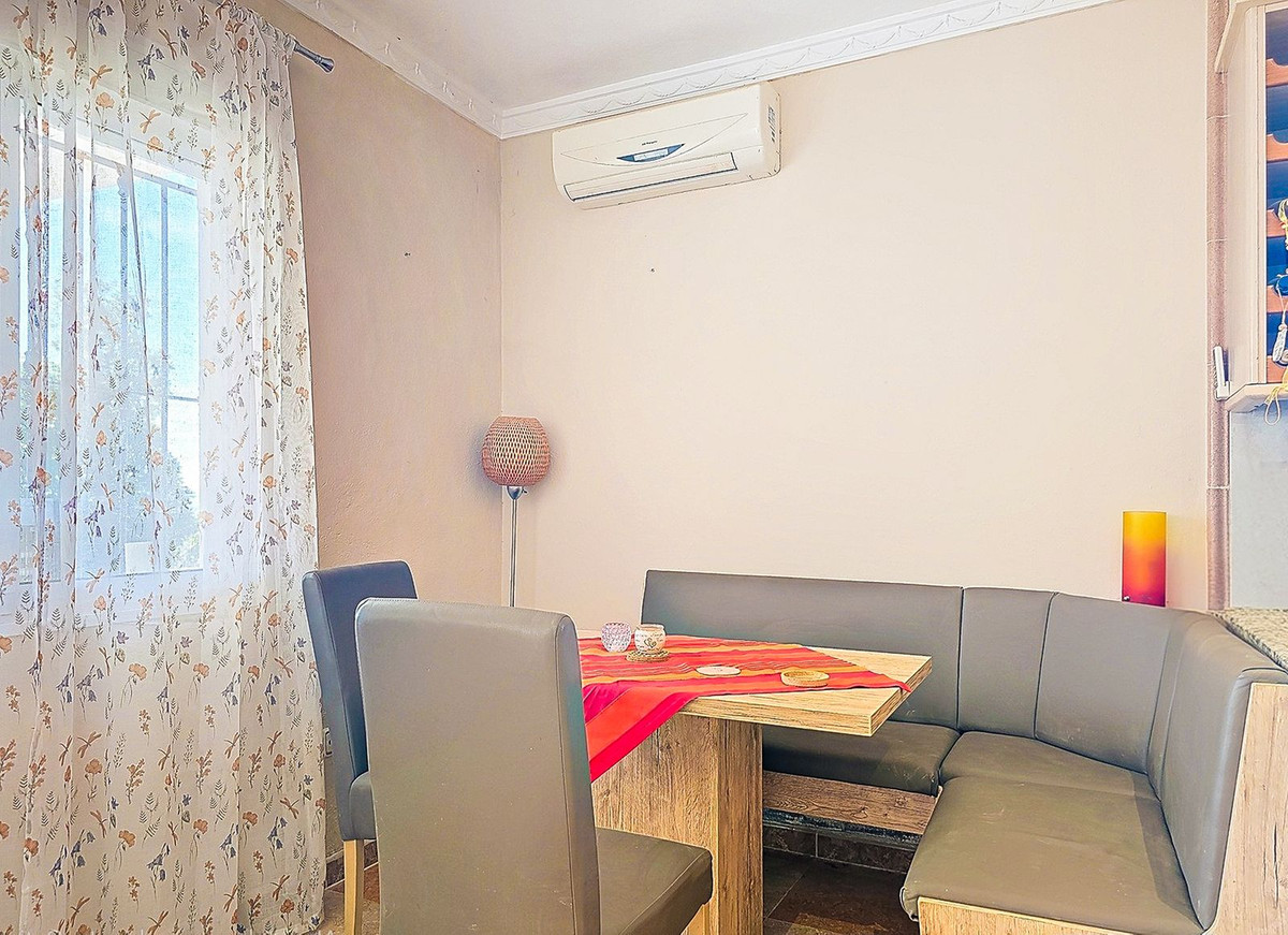 Vrijstaande Villa te koop in Alora | 6 slaapkamers H5286562