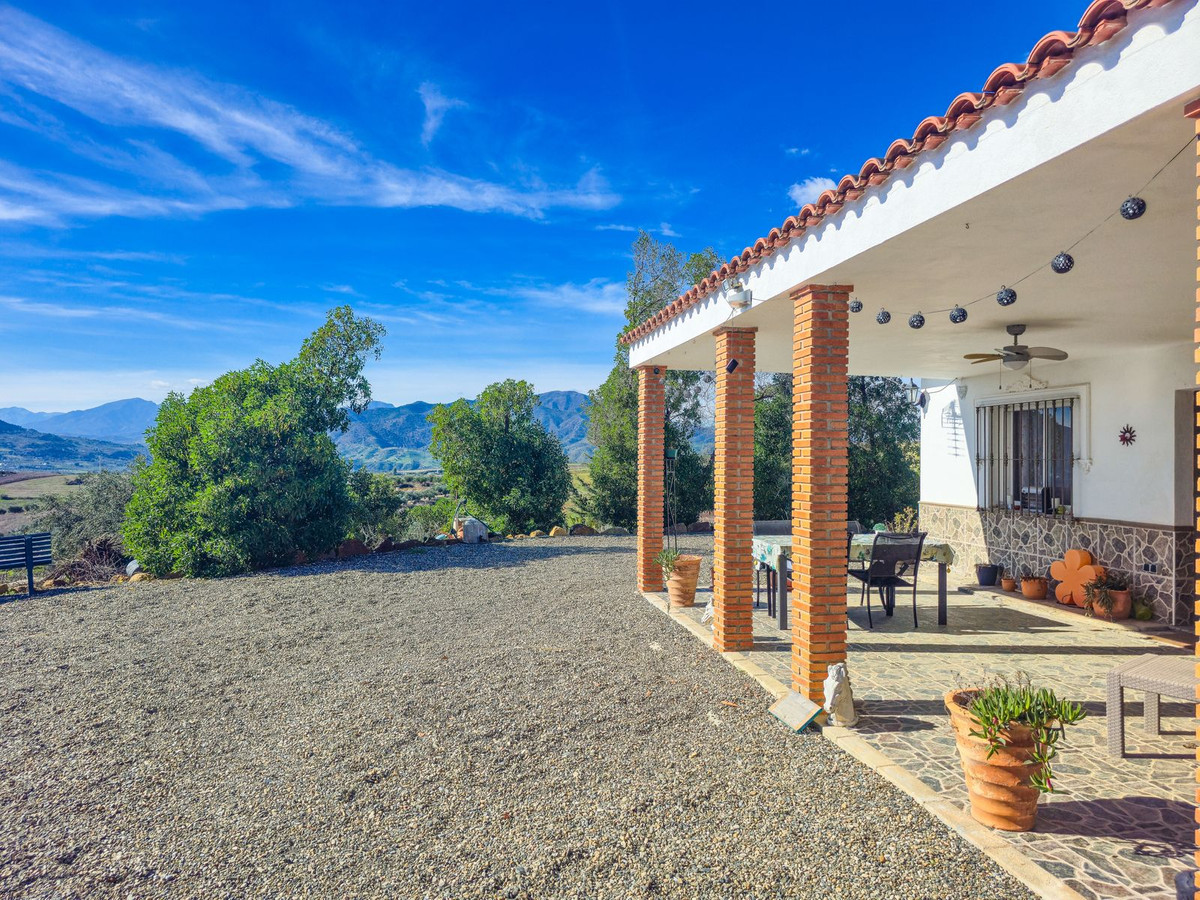 Vrijstaande Villa te koop in Alora | 6 slaapkamers H5286562