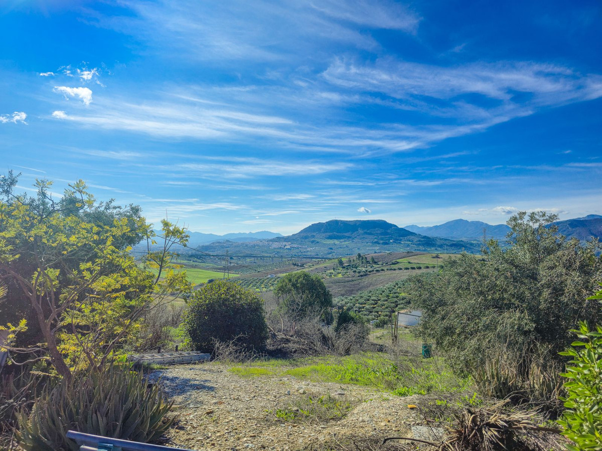 Vrijstaande Villa te koop in Alora | 6 slaapkamers H5286562