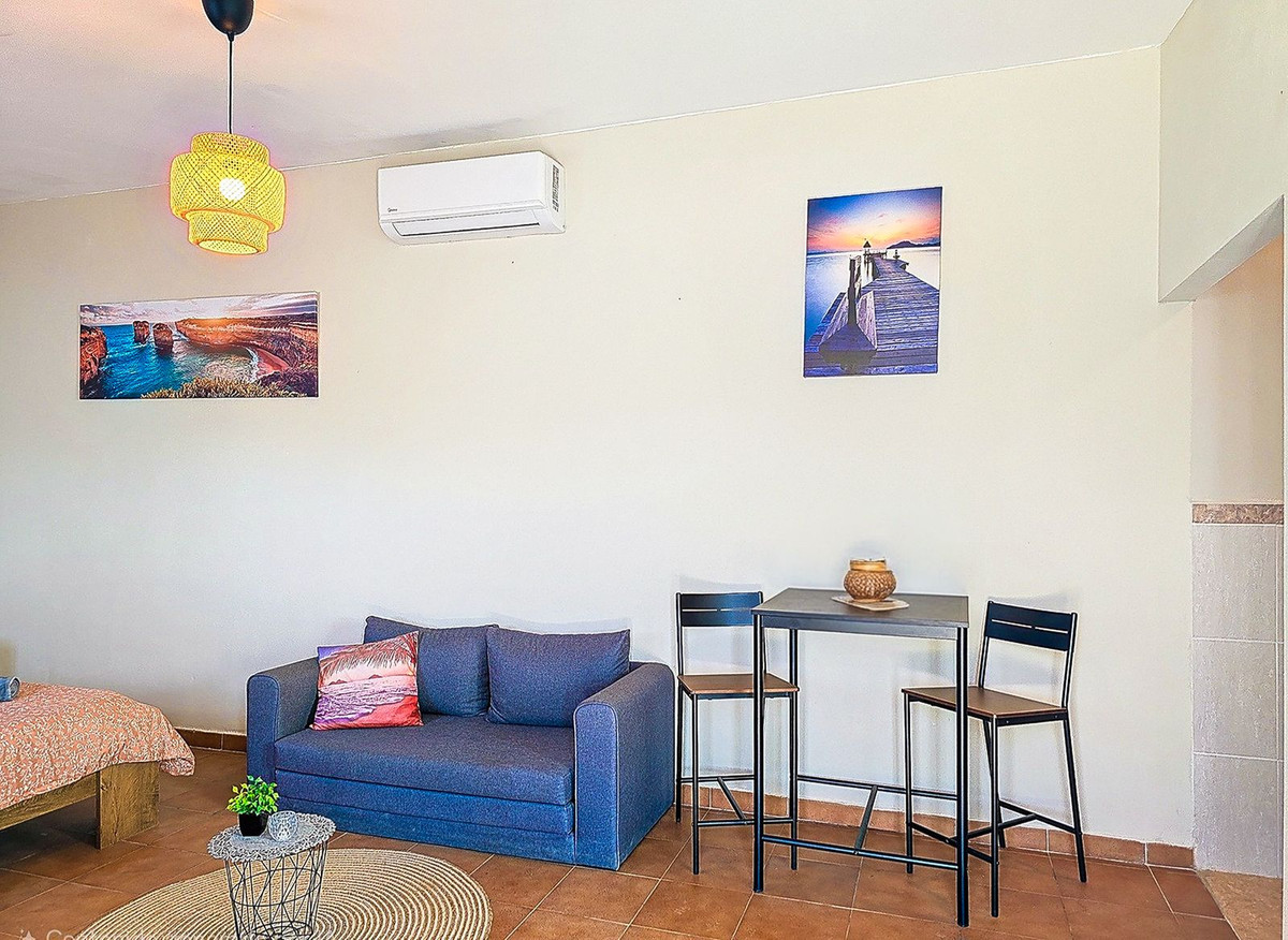 Vrijstaande Villa te koop in Alora | 6 slaapkamers H5286562