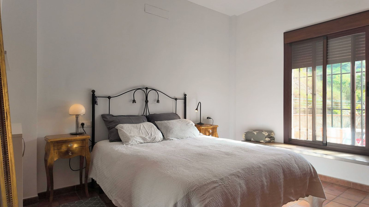 Vrijstaande Villa te koop in Alora | 6 slaapkamers H5321080