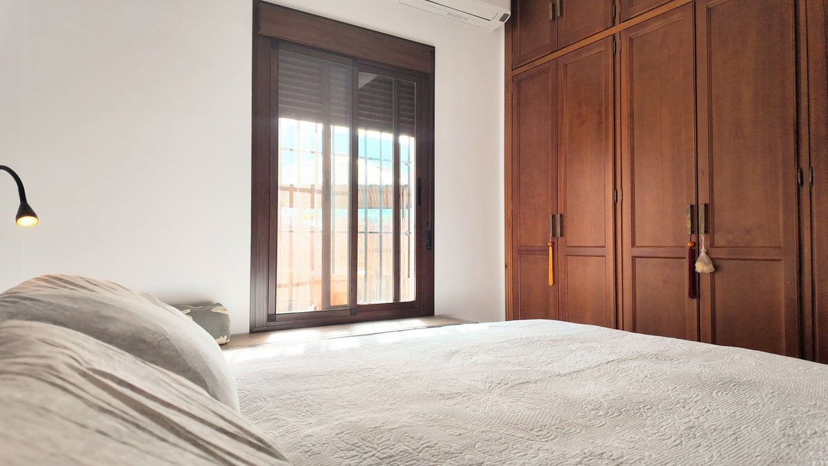 Vrijstaande Villa te koop in Alora | 6 slaapkamers H5321080