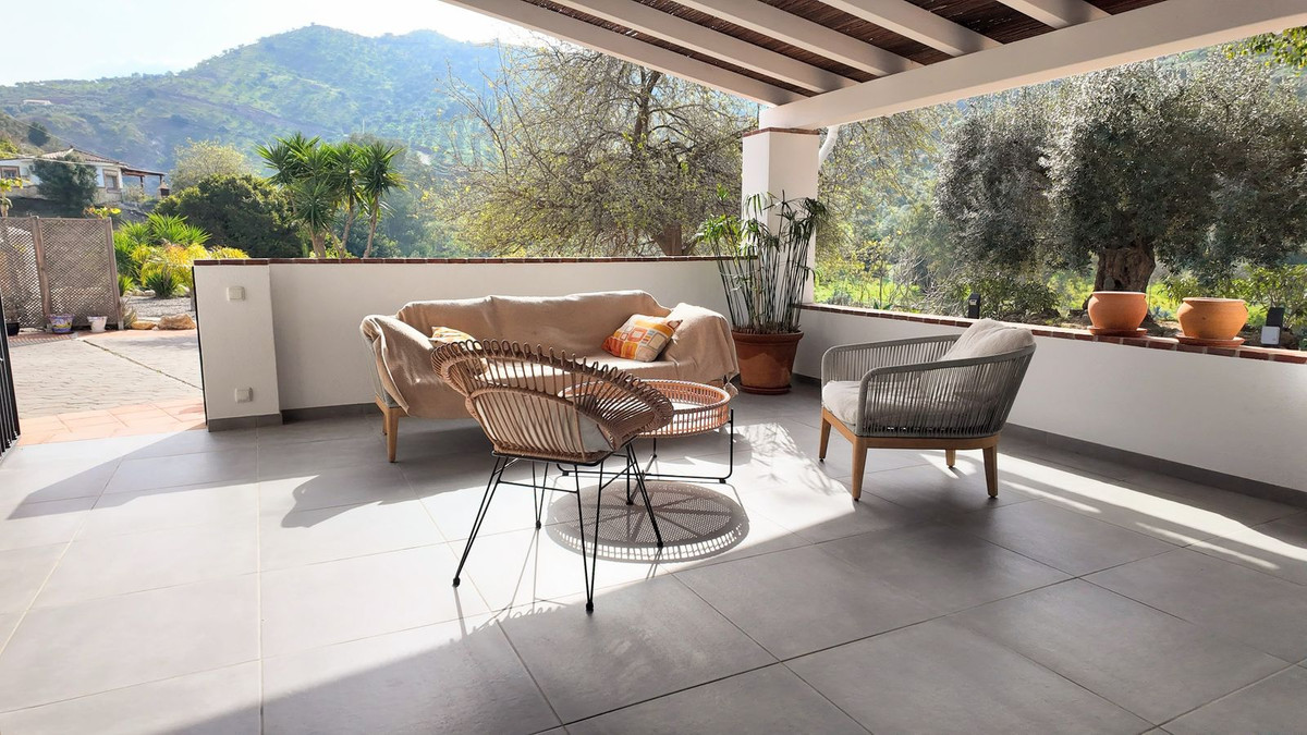 Vrijstaande Villa te koop in Alora | 6 slaapkamers H5321080