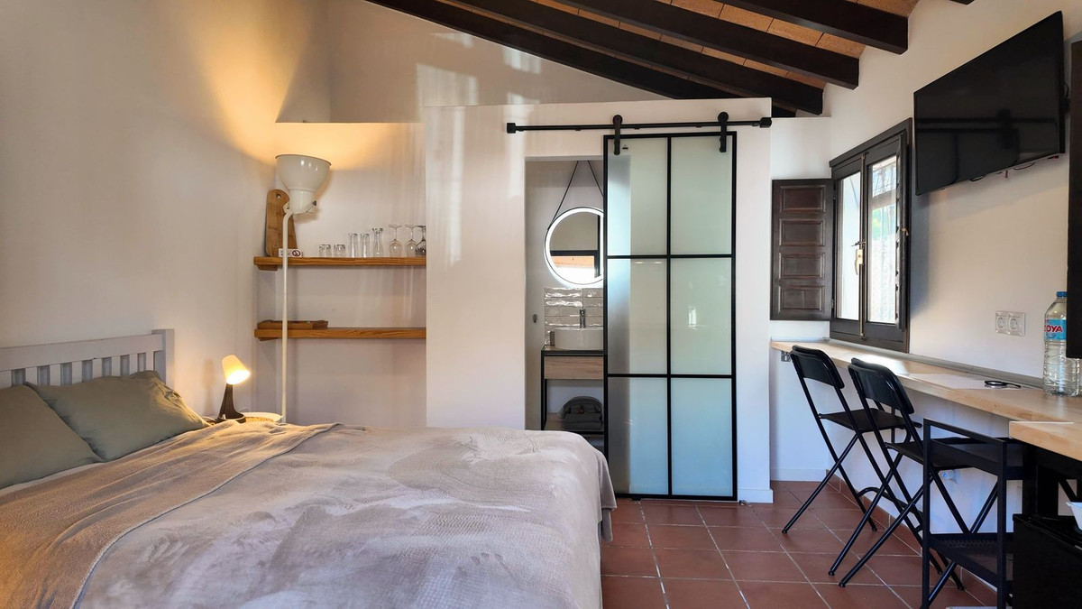 Vrijstaande Villa te koop in Alora | 6 slaapkamers H5321080