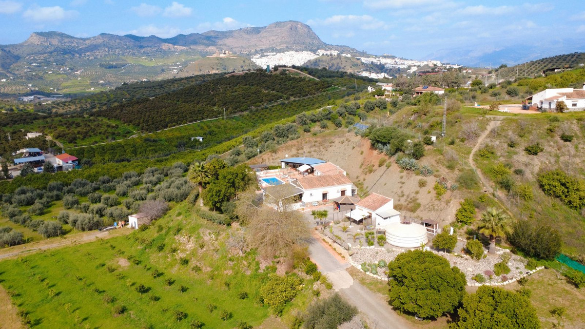 Vrijstaande Villa te koop in Alora | 6 slaapkamers H5321080