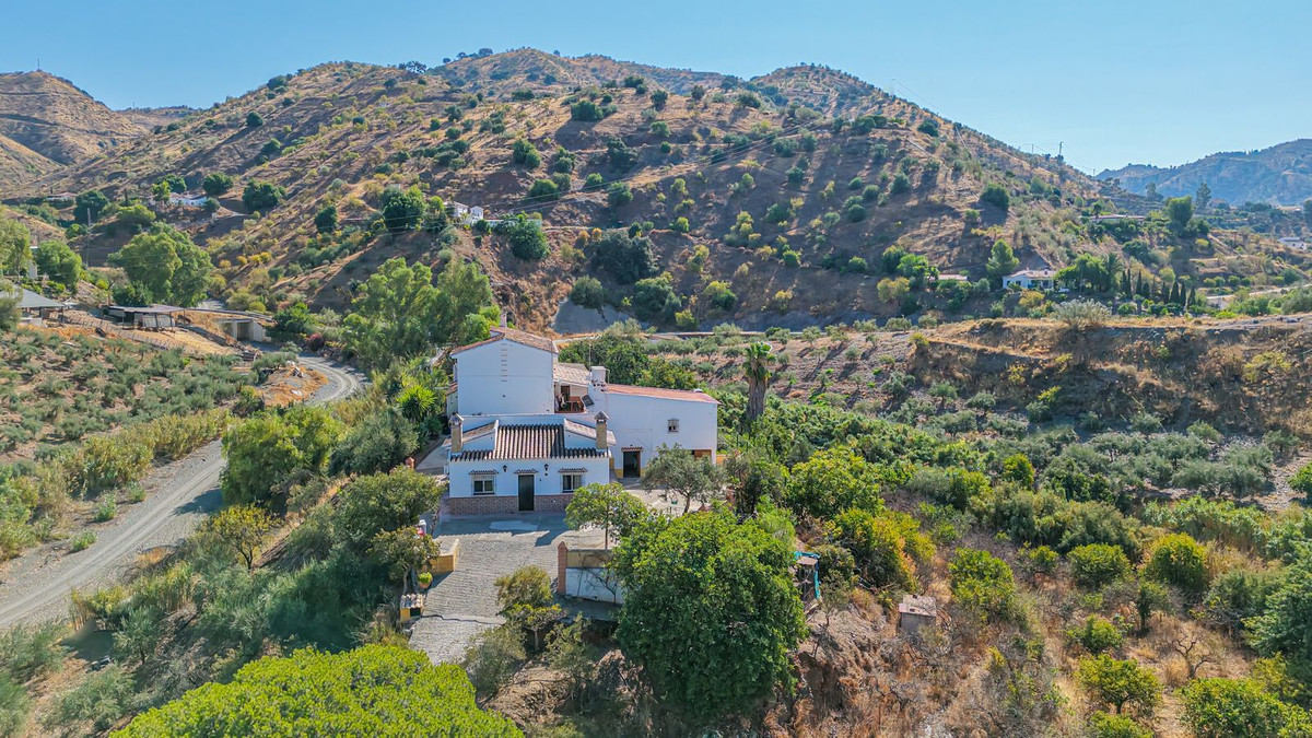 Finca - Cortijo te koop in Alora | 3 slaapkamers H5465359