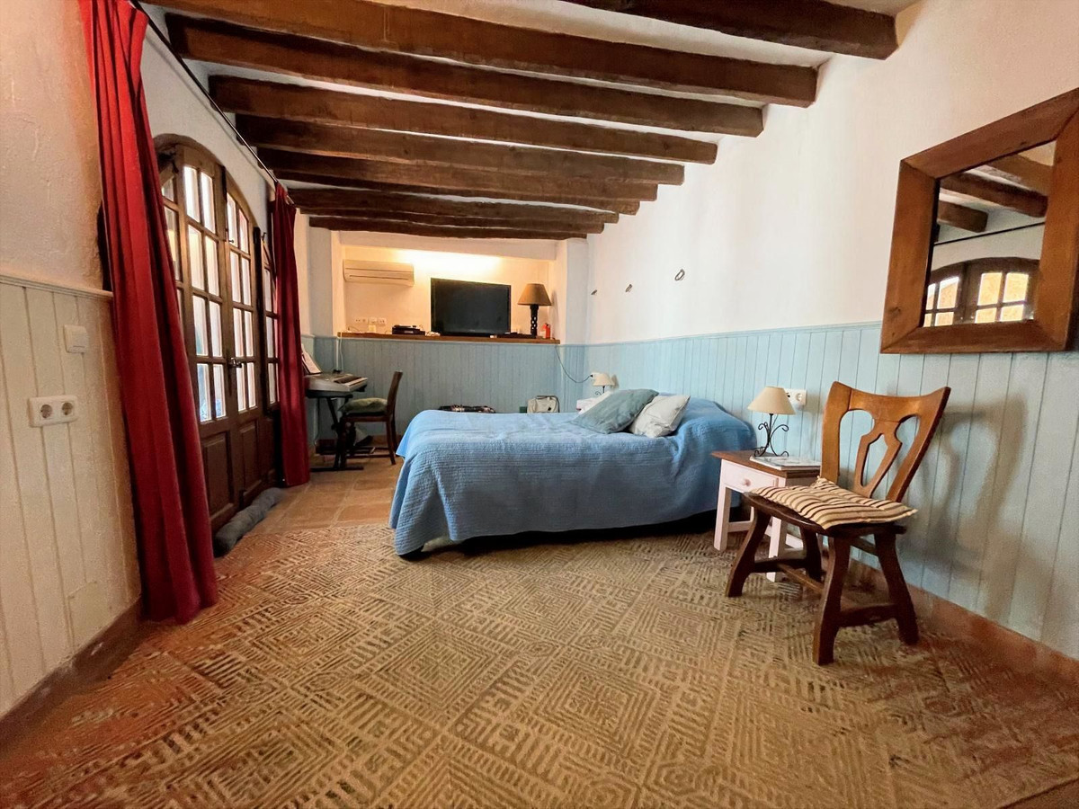 Property main view 12
